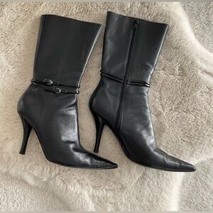 8 1/2 NINE WEST HEELED MID BOOTS